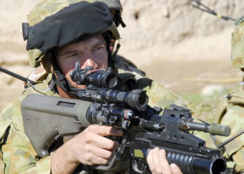 Что такое финская армия? Чем она отличается от российской армии?