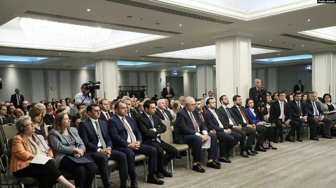 Пашинян вновь заявляет, что демократия – главный международный бренд Армении