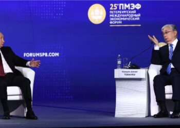 Ղազախստանի նախագահին կոշտ են արձագանքել Զատուլինն ու Կադիրովը, ոչ պաշտոնական Մոսկվան