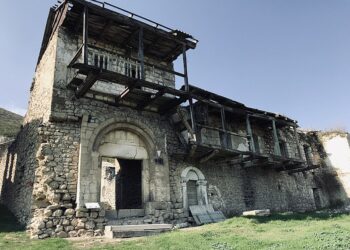 Воображаемое прошлое, депрессивное настоящее и туманное будущее: ландшафты травматической памяти