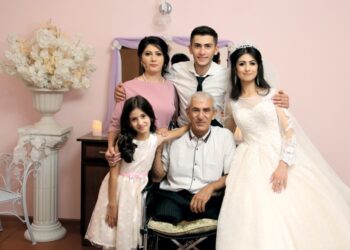 Он  потерял многое, но не утратил огромную любовь к жизни